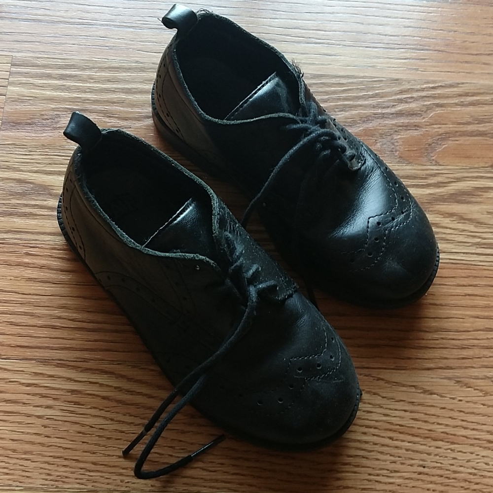 Boys Gap dress shoes